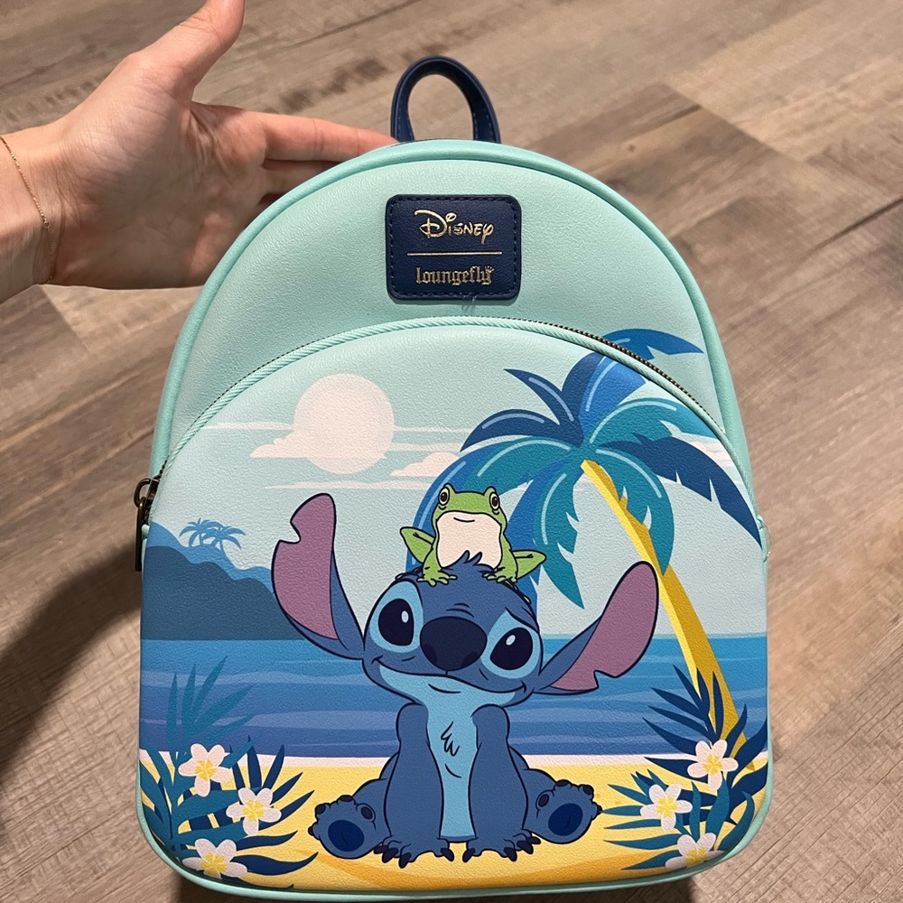NWT Loungefly Disney Stitch Beach Scene Mini Backpack - Soft Tag